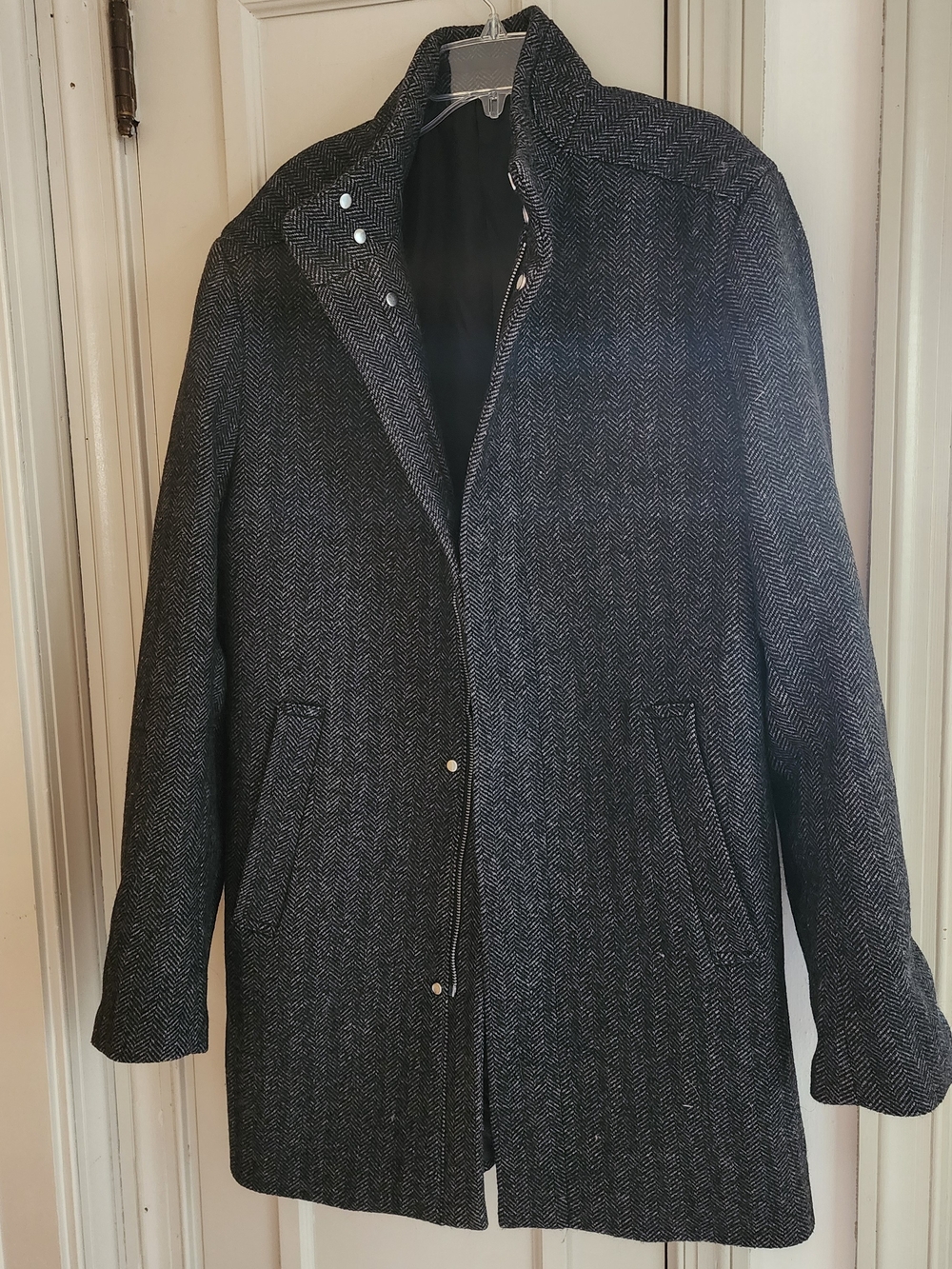 H&M Men's Dark Gray Herringbone Wool-Blend Coat